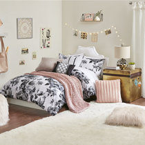 Twin teenage girl clearance bedding